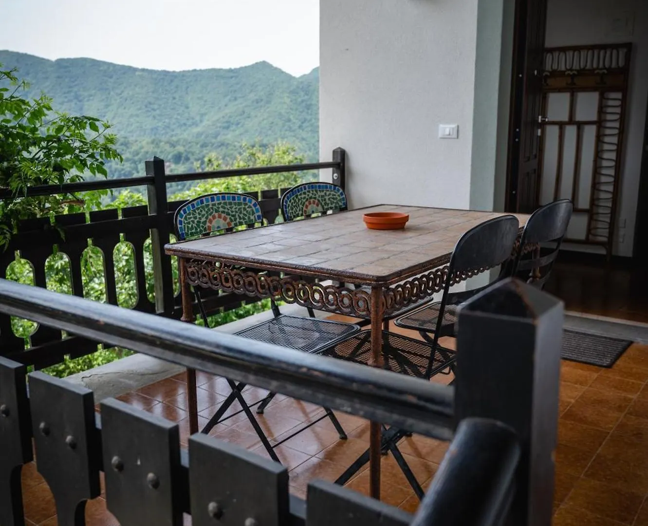 Casa vacanze Villa tra montagna e laghi 14 posti Crone