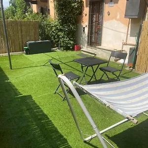 Appartamento Casa In Corte Con Ampio Spazio All’aperto, Casatenovo
